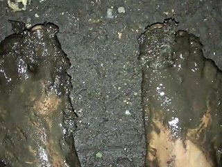 Walking Around Barefoot In The Mud Free Porn A8 Xhamster